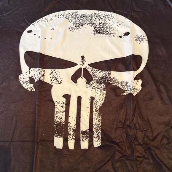 Punisher T-shirt - Picture 3 of 5